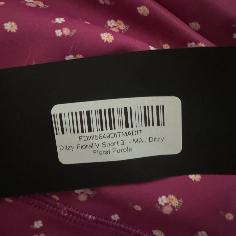 Dance two piece set by FIVE the LABEL. New with tags never worn! Teen size M - Picture 3 of 3